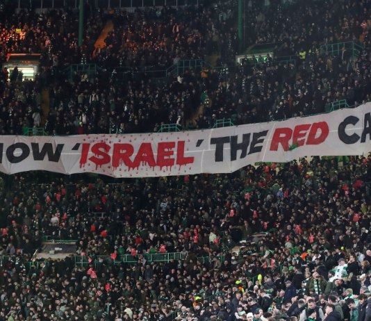 Israel podría ser expulsada de la FIFA