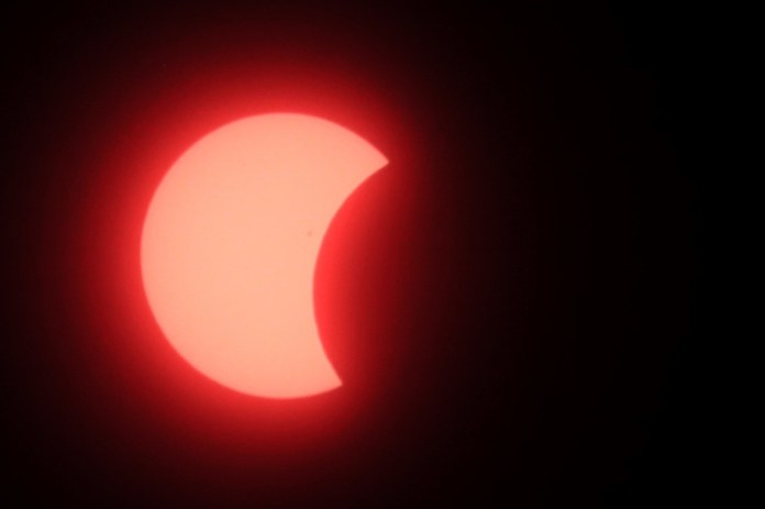 Eclipse solar