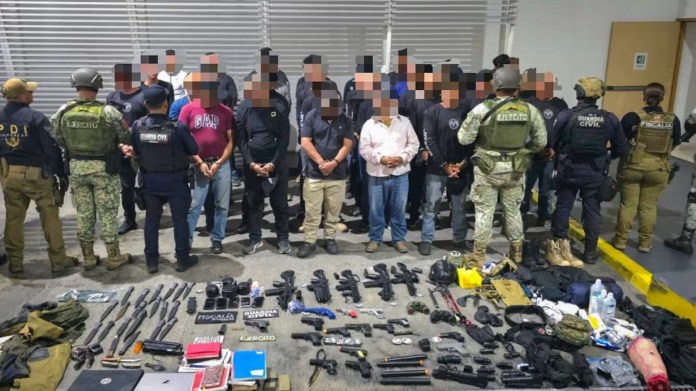 38 hombres detenidos en Michoacán ligados a la iglesia Luz del Mundo.