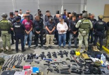 Detienen en Michoacán a 38 hombres ligados a La Luz del Mundo en campo de adiestramiento 38 hombres detenidos en Michoacán ligados a la iglesia Luz del Mundo.