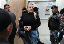 Fracasa segundo intento de realizar audiencia de primera declaración contra María Marta Castañeda María Marta Castañeda es trasladada a Torre de Tribunales bajo fuertes medidas de seguridad. Foto La Hora: La Hora