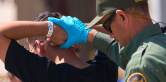 Florida aumenta sus números de detenciones migratorias en cuatro días.