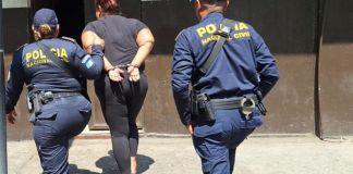 Mujer capturad en la Granja Penal Canadá. Foto La Hora: PNC