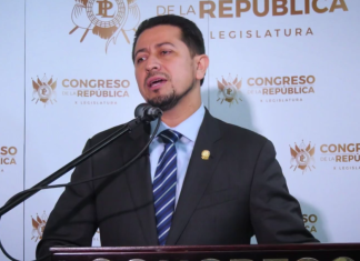 El presidente del Congreso, Nery Ramos, convocó a una mesa técnica para analizar la propuesta de ley que busca declarar terroristas a mareros y pandilleros.