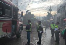 DGT realiza operativo contra transporte colectivo en la terminal de autobuses de la zona 4 DGT realiza operativo contra transporte colectivo en la terminal de autobuses de la zona 4. Foto La Hora: CIV