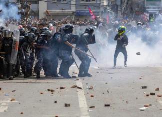 Imágenes de las protestas en Katmandú. Foto: La Hora: EFE