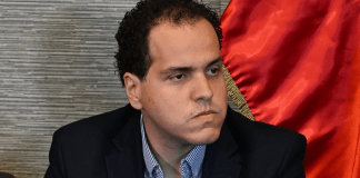 Encuentro entre político venezolano y ministro guatemalteco.