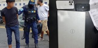 Capturan a presuntos responsables de robar equipo de la oficina del cementerio de BDM valorados en más de Q.15 mil. Foto La Hora: PNC