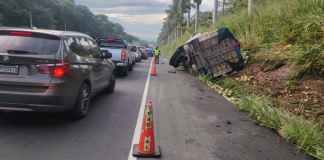 Tránsito lento con dirección al sur sobre autopista Palín Escuintla. Foto La Hora: Provial