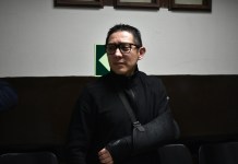 El expresidente del INDE, Melvin Quijivix, debe ser enviado a prisión preventiva por orden de la Sala Tercera Penal. Foto La Hora: Daniel Ramírez