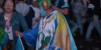 Así fue la reacción de los aficionados por la de derrota de Guatemala ante El Salvador. Foto La Hora: Fabricio Alonzo