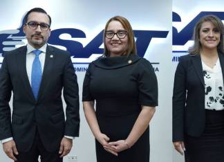 SAT juramenta a nuevas intendentes de Fiscalización y de Asuntos Jurídicos