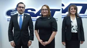 SAT juramenta a nuevas intendentes de Fiscalización y de Asuntos Jurídicos