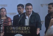Samuel Pérez presenta querella contra fiscales del MP tras supuestas investigaciones de Raíces