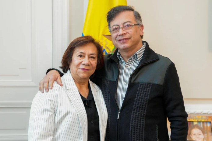 Canciller de Colombia renuncia a su visa en apoyo a Gustavo Petro. Foto La Hora: Telesur.