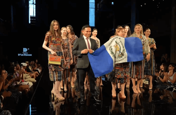 Textiles mayas de negocio familiar de Totonicapán destacan en la New York Fashion Week