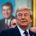 El presidente de Estados Unidos, Donald Trump, señaló este martes a su homólogo chino, Xi Jinping, de "conspirar". Foto La Hora: EFE.