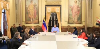 Maduro propone declarar “estado de conmoción exterior”.