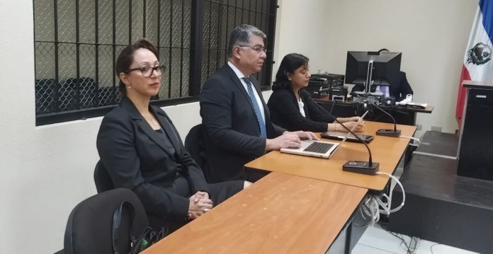 La exfiscal Virginia Laparra salió al exilio en julio del año pasado. Foto La Hora: Cortesía