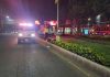 Un motorista fallecido tras un accidente de tránsito sobre la calzada Roosevelt en horas de la madrugada. PMT de Mixco modera flujo vehicular. Foto La Hora: CVB