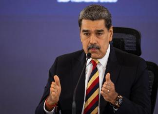 Maduro vuelve a decretar el inicio de la Navidad en Venezuela desde el 1 octubre