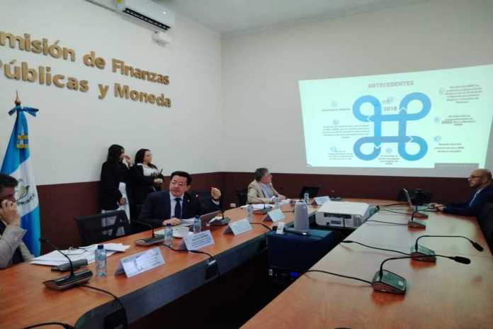 La comisión de Finanzas inició el análisis de la iniciativa de ley del sistema nacional de adquisiciones del Estado. Foto: La Hora