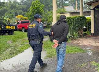 PNC realiza allanamientos en San Marcos e Izabal.