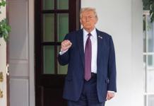 Trump amenaza con aranceles "sustanciales" a las importaciones de muebles. Foto: La Hora: EFE