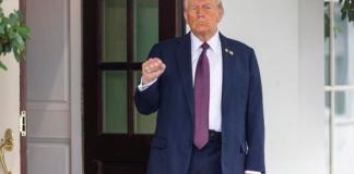 Trump amenaza con aranceles "sustanciales" a las importaciones de muebles. Foto: La Hora: EFE