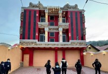 El Ministerio Público (MP) allanó una lujosa residencia en Huehuetenango, que fue utilizada para un vídeo musical. Foto La Hora: MP