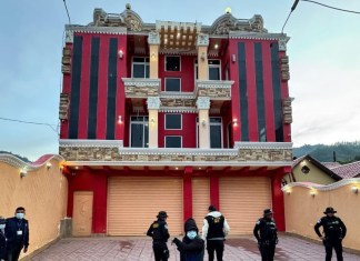 El Ministerio Público (MP) allanó una lujosa residencia en Huehuetenango, que fue utilizada para un vídeo musical. Foto La Hora: MP