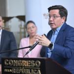 Los diputados Julio Héctor Estrada y Luis Aguirre impulsan la iniciativa de ley de cine, con varios incentivos fiscales. Foto: La Hora / Fabricio Alonzo