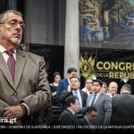 Los diputados de Vamos festejan cuando se aprobó una ley para otorgar más fondos a los Codedes. Arte: La Hora / Francisco Altán