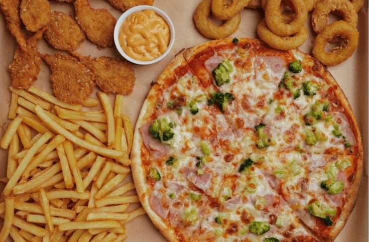 El consumo de comida rápida es un hábito que pone en riesgo la salud.