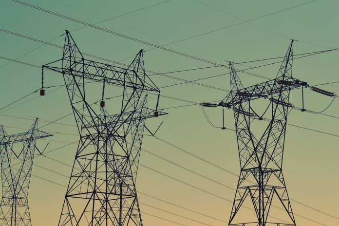 MEM realiza modificación a bases de licitación Pet 3-2025 para modernización del transporte de electricidad.