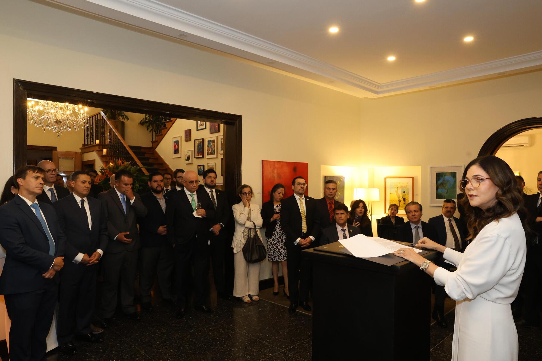 Evento de lanzamiento de programa “Pisos para la Prosperidad". Foto: Cortesía de Fundación Mario López Estrada
