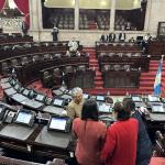 Más de la mitad de diputados no se presentaron a la plenaria para continuar con la interpelación al ministro de Salud. Foto: L a Hora / José Orozco