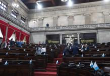 Fracasa plenaria para retomar interpelación al ministro de Salud, Joaquín Barnoya Varios diputados de la mayoría de bancadas no se presentaron a la interpelación al ministro de Salud, Joaquín Barnoya. Foto: Congreso de la República