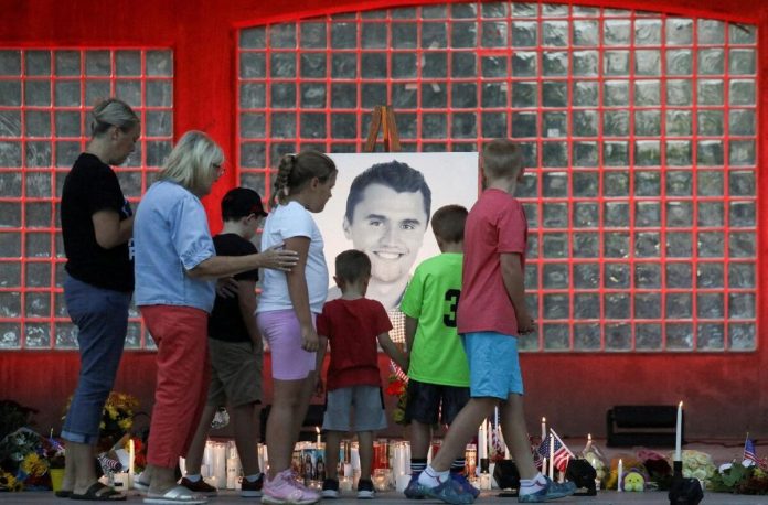 Vigilia en memoria de Charlie Kirk en Utah Foto: La Hora: Vatican News