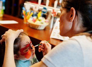 Los niños son el reflejo del futuro. Foto: Freepik.