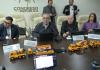 El viceministro de Transportes, Fernando Suriano, y autoridades de Aeronáutica Civil, acuden a citación por aeródromo en Quetzaltenango y convenio con Unops. Foto: La Hora / Fabricio Alonzo