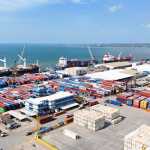Cámara de Comercio denuncia lentitud en puerto Santo Tomás de Castilla y pide intervenir la terminal