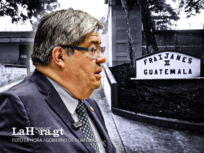 Fuga de reos: en plena crisis ministro Jiménez ni visto ni oído.