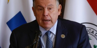 Canciller argentino Gerardo Werthein presenta su renuncia a Milei a días de comicios clave