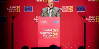 En viaje a Europa, Arévalo reafirma importancia de supervisión de elección de Fiscal General.