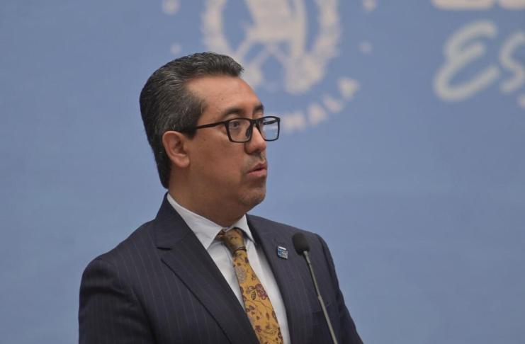 Minfin presentará iniciativa de ley para agilizar la devolución de impuestos tributarios.