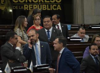 El abogado Edgar Ortíz explicó que el veto de Bernardo Arévalo no necesitaba fecha de entrada en vigor, como lo aseguró el Congreso.