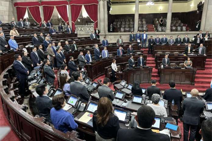 Aprueban decreto contra maras y pandillas con reformas a la Ley contra la Delincuencia Organizada y el Código Penal. Foto La Hora: José Orozco.