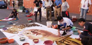 Artistas del Colectivo Chucho Callejero. Foto La Hora: Daniel Ramírez.