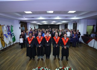La Junta Directiva del Colegio de Abogados y Notarios de Guatemala. Foto La Hora: Cang.